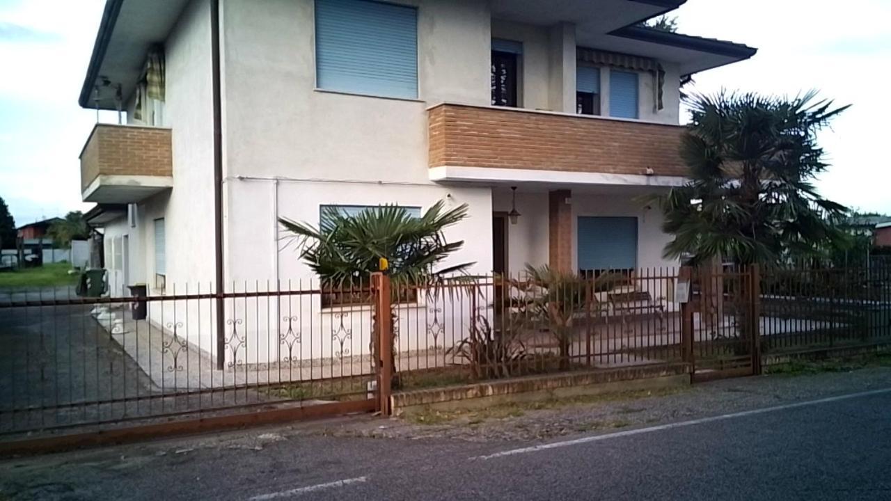 Bed and Breakfast Casa Mamma Camponogara Екстер'єр фото